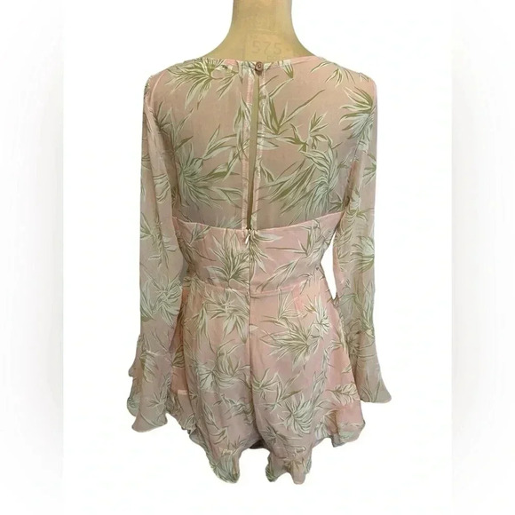 Here Comes The Sun Pink, Tropical, Flowing, Ruffled, Long Sleeve Romper in EUC - Picture 4 of 11